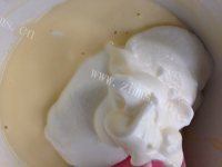 健康无油低卡酸奶蛋糕做法图解10)