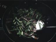 卖相不错的韭菜炒豆腐干
