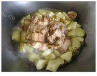 「美味可口」土豆烧肉