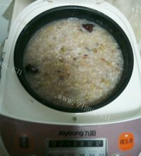 美味的粥做法图解4)