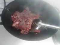 牛肉萝卜汤自制做法图解3)