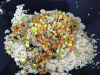 美味的杂锦炒饭做法图解13)