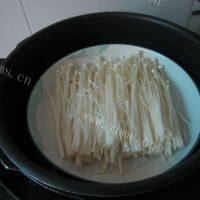 家常菜肉末金针菇做法图解3)