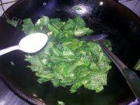 家常菜蒜蓉莴苣叶做法图解7)