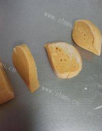 自制南瓜蝴蝶卷做法图解6)