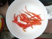 口感丰富的炝炒花菜做法图解2)