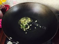 可口的炒三丁做法图解3)