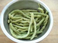 家常菜干煸豆角做法图解2)