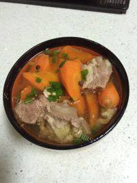 美味的胡萝卜羊肉汤