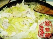 口感饱满的小炒圆白菜做法图解1)