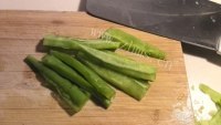 健康鲜榨蜂蜜苦瓜芹菜萝卜做法图解1)
