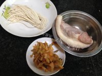 家常菜榨菜炒肉丝做法图解1)