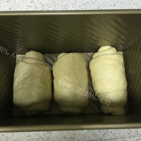 美味的北海道吐司做法图解12)