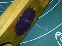 美味的蜂蜜紫薯山药糕做法图解19)