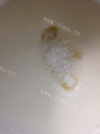 健康无油低卡酸奶蛋糕做法图解3)
