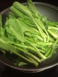 家常菜油淋菜心做法图解3)