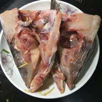 美味的剁椒豆豉蒸鱼头做法图解6)