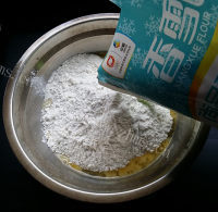 自制红枣发糕做法图解5)