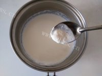 自制脱脂牛奶做法图解5)