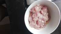 香喷喷的豆角烧肉做法图解1)