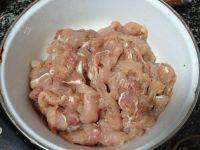 家常菜香辣酸菜肉片做法图解3)