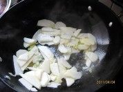 家常菜山药炒虾仁做法图解4)