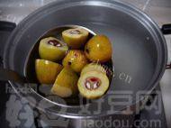橄榄煲排骨汤做法图解2)