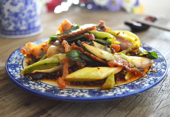 美味营养的青蒜回锅肉