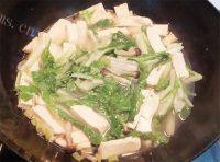特色鸡汤豆腐小白菜