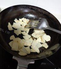 家常冬笋肉片做法图解8)