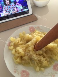 自制蓝莓土豆泥做法图解2)