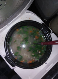 美味的香菇干贝粥做法图解10)