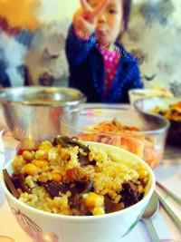 美味五花肉手抓饭做法图解18)