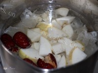 好喝的雪梨银耳汤做法图解4)