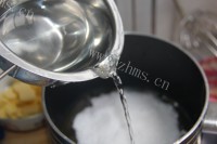 自制花生牛轧糖做法图解6)