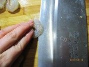美味的茄汁虾球做法图解2)