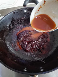 美味的卤牛肉酱拌面做法图解7)