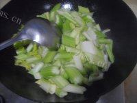 芹菜肉片做法图解6)