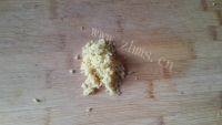 自制白菜猪肉水饺做法图解7)