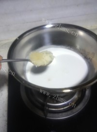 珍馐美味的牛奶布丁做法图解4)