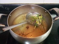 鲜美沪式爆鲫鱼做法图解7)