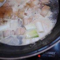 美味的焦糖啤酒红烧肉做法图解8)
