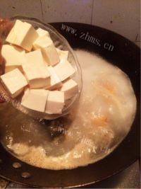 美味的鲫鱼豆腐汤做法图解10)