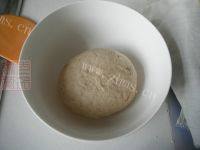 营养丰富的葱花饼做法图解4)