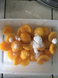 家常糖水李子做法图解4)