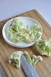香味四溢的茄汁花菜做法图解1)