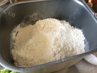 美味猪肉莲藕饺子做法图解1)