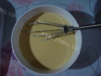自制酸奶蛋糕做法图解4)