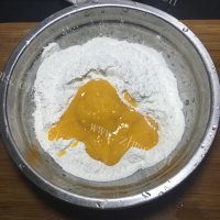 美味的芒果椰蓉巧克力汤圆做法图解3)