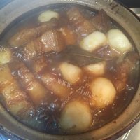 自制马蹄红烧肉做法图解7)